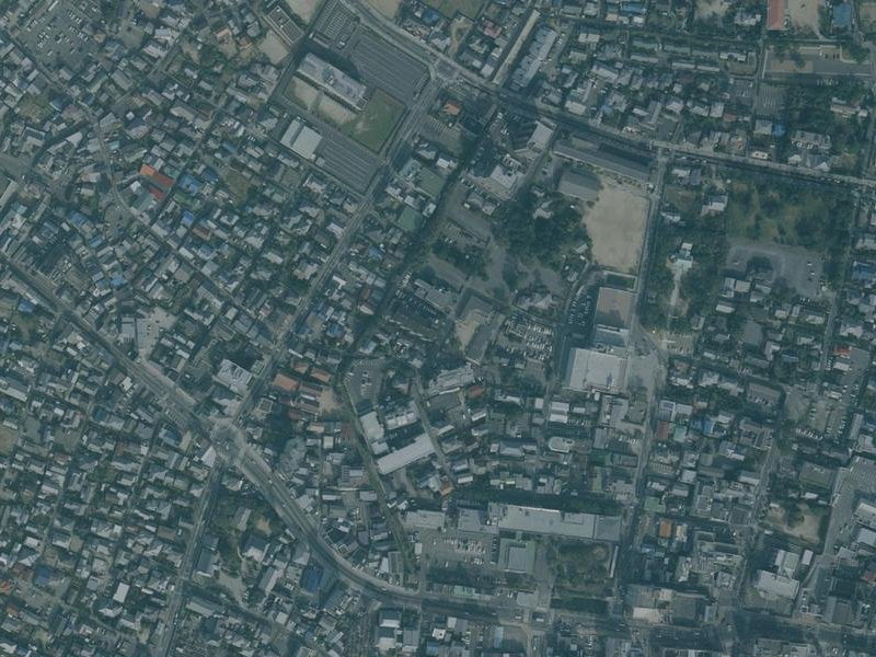 城内グランドマンションの場所・周辺環境