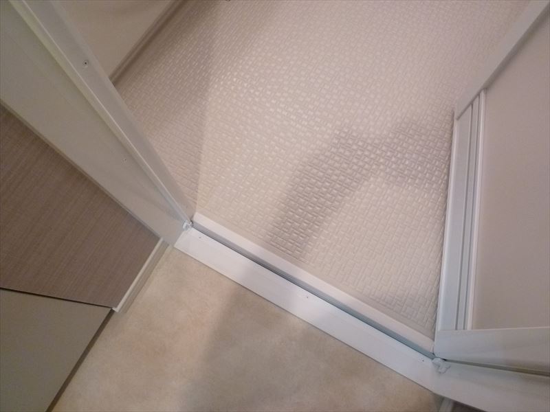 ユニットバスと洗面所の境