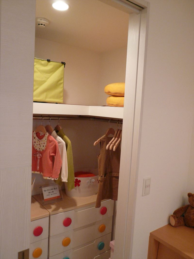 子供部屋のウォークインクローゼット モデルルーム