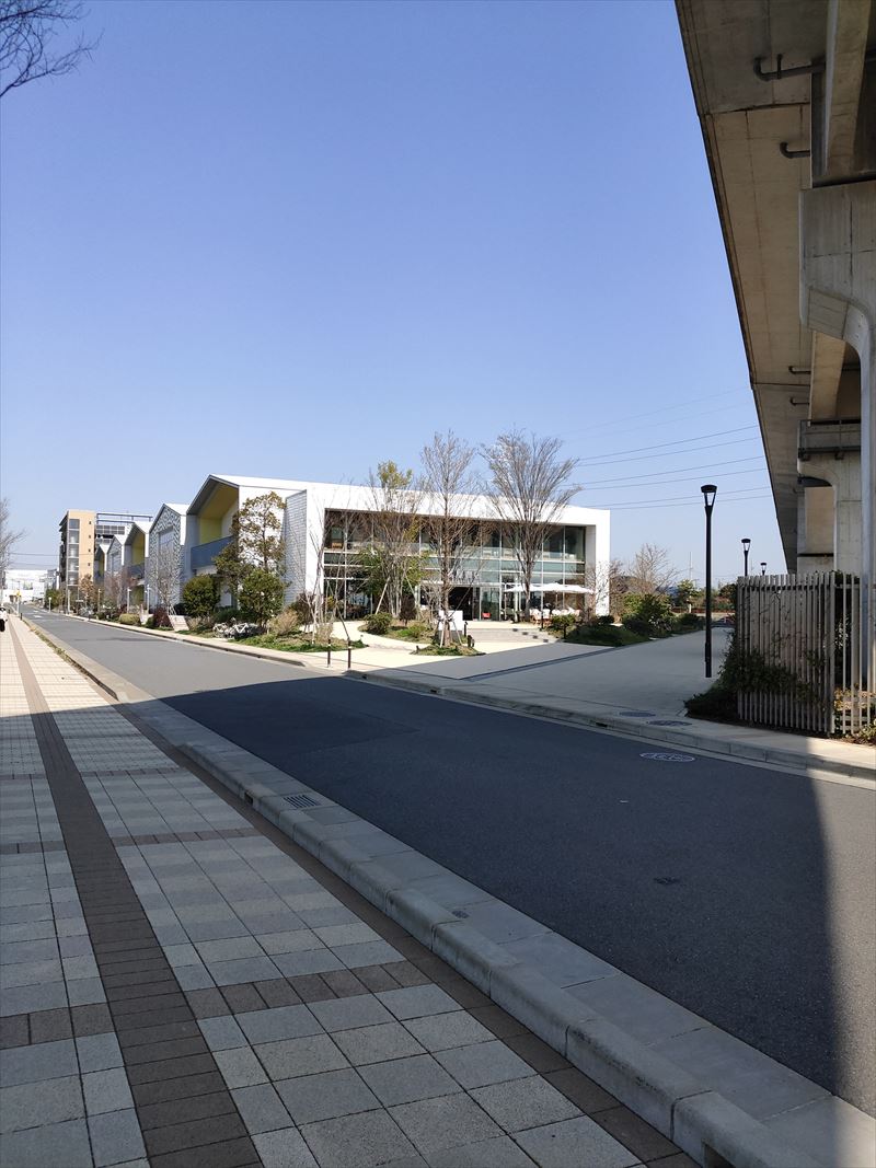 柏の葉T-SITE　正面