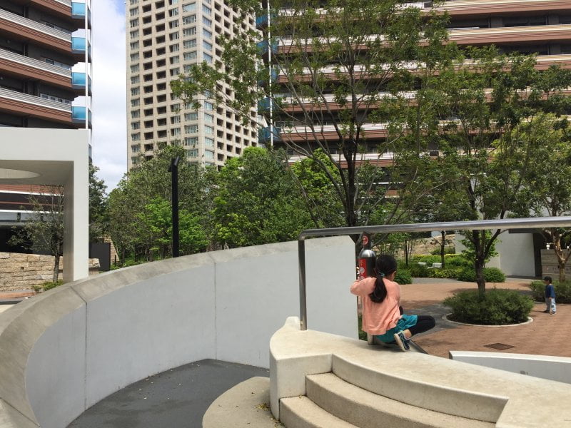 滑り台の上から パークシティ柏の葉キャンパス ザ・ゲートタワー